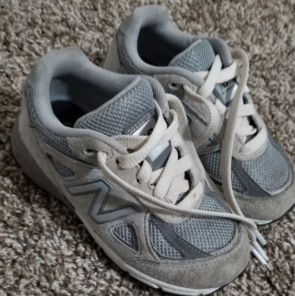 Kids sneakers